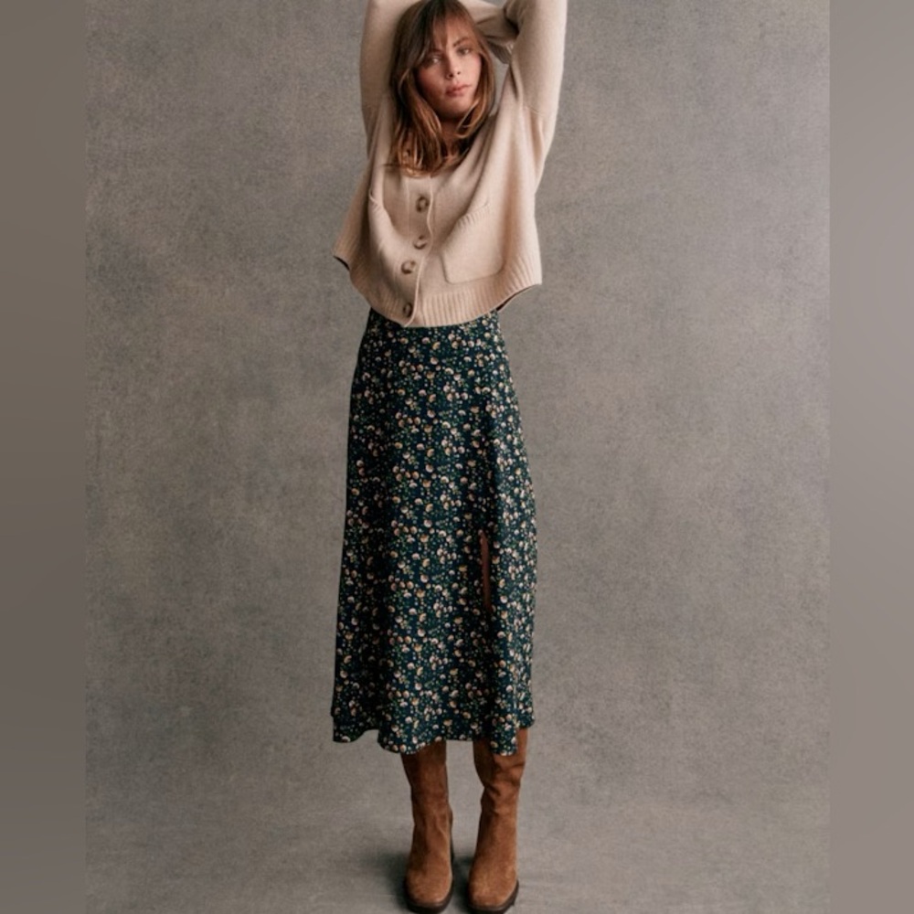 Sezane Tabata skirt in Navy Miranda print, FR 40